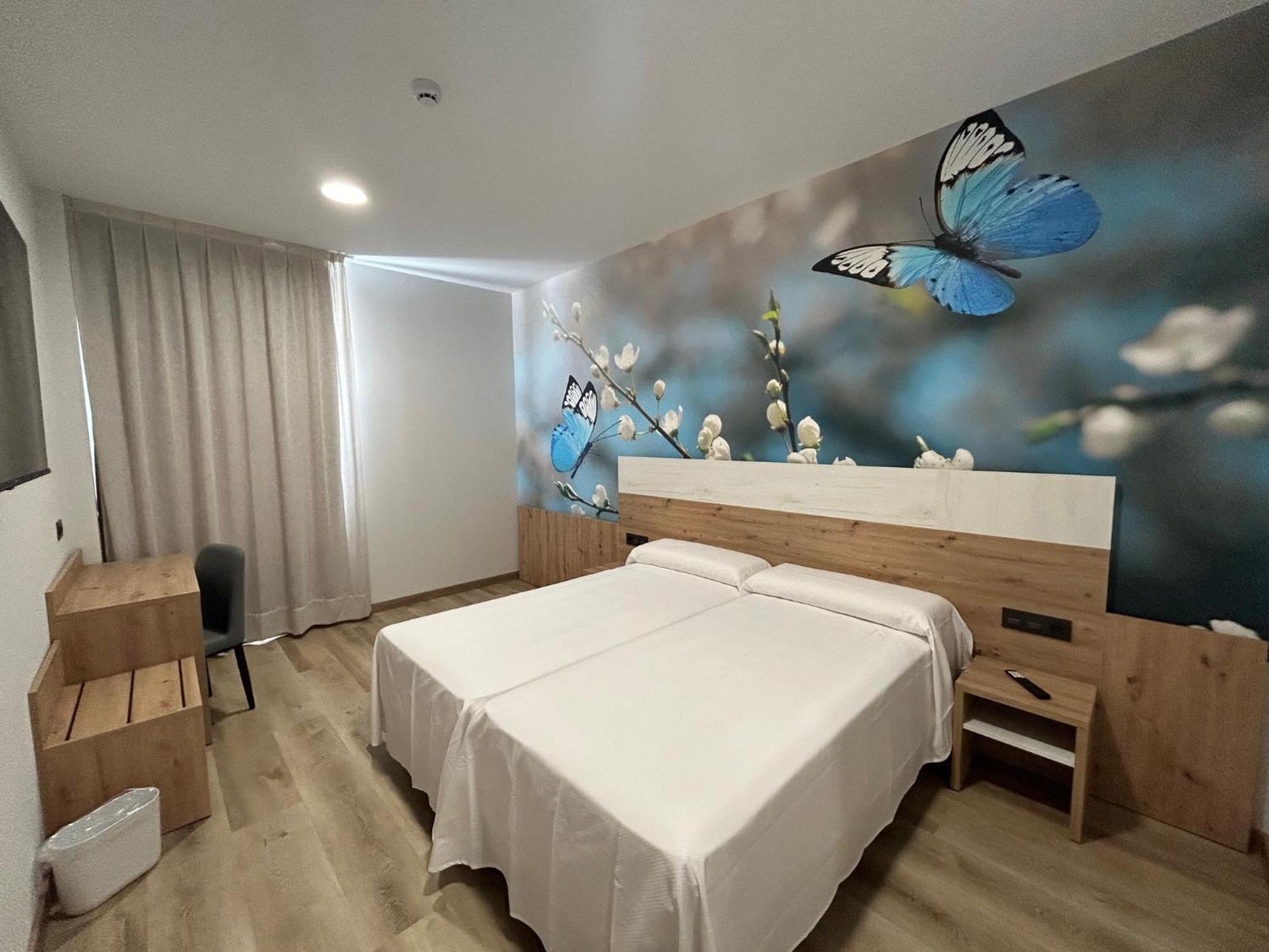 Hotel Javalambre La Puebla De Valverde Buitenkant foto