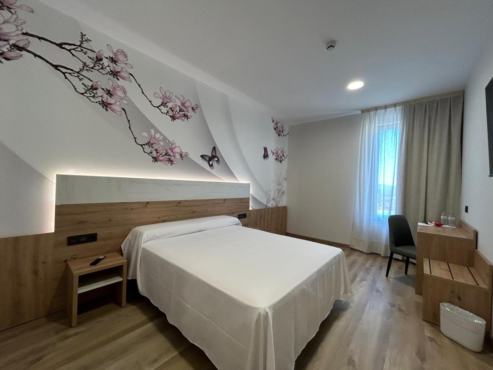 Hotel Javalambre La Puebla De Valverde Buitenkant foto
